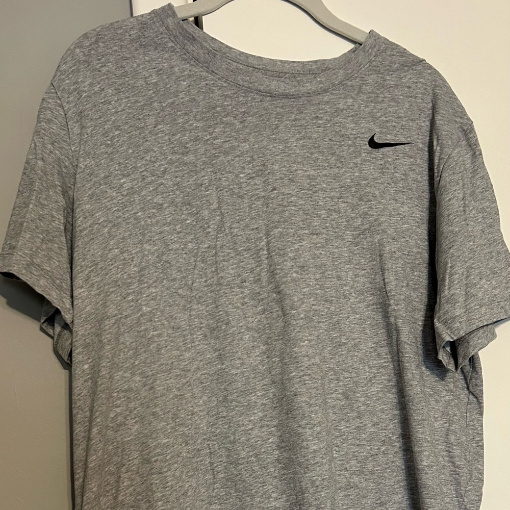 Men’s T-shirt